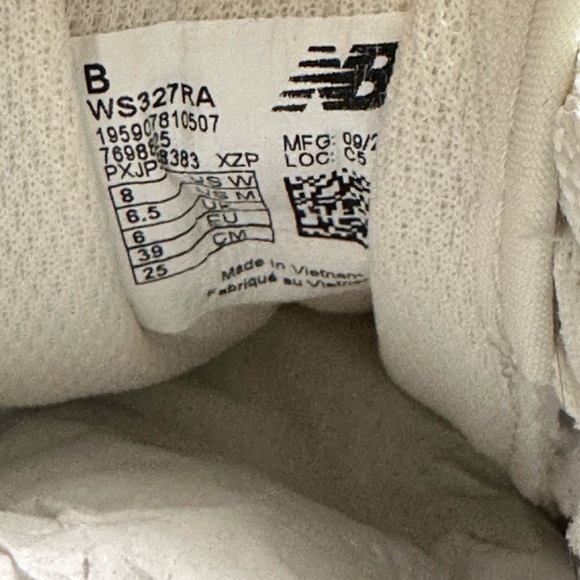 New Balance 327 (Sea Salt/Rust Oxide) Size 8 - Picture 14 of 16